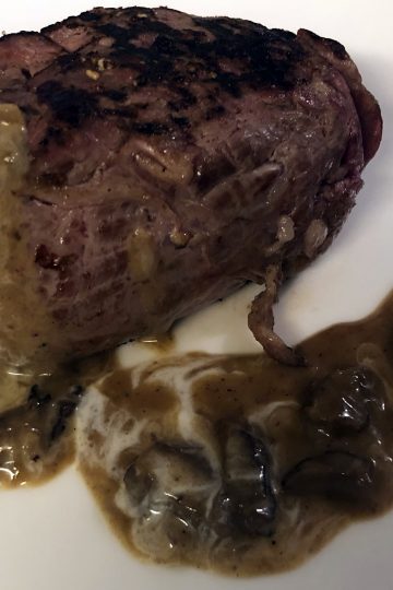 Steak mit Morchelrahmsauce